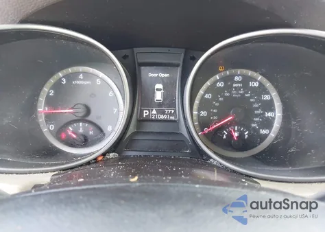 2015 Hyundai Santa Fe Sport 2.4L from USA, damaged, VIN 5XYZTDLB4FG280656